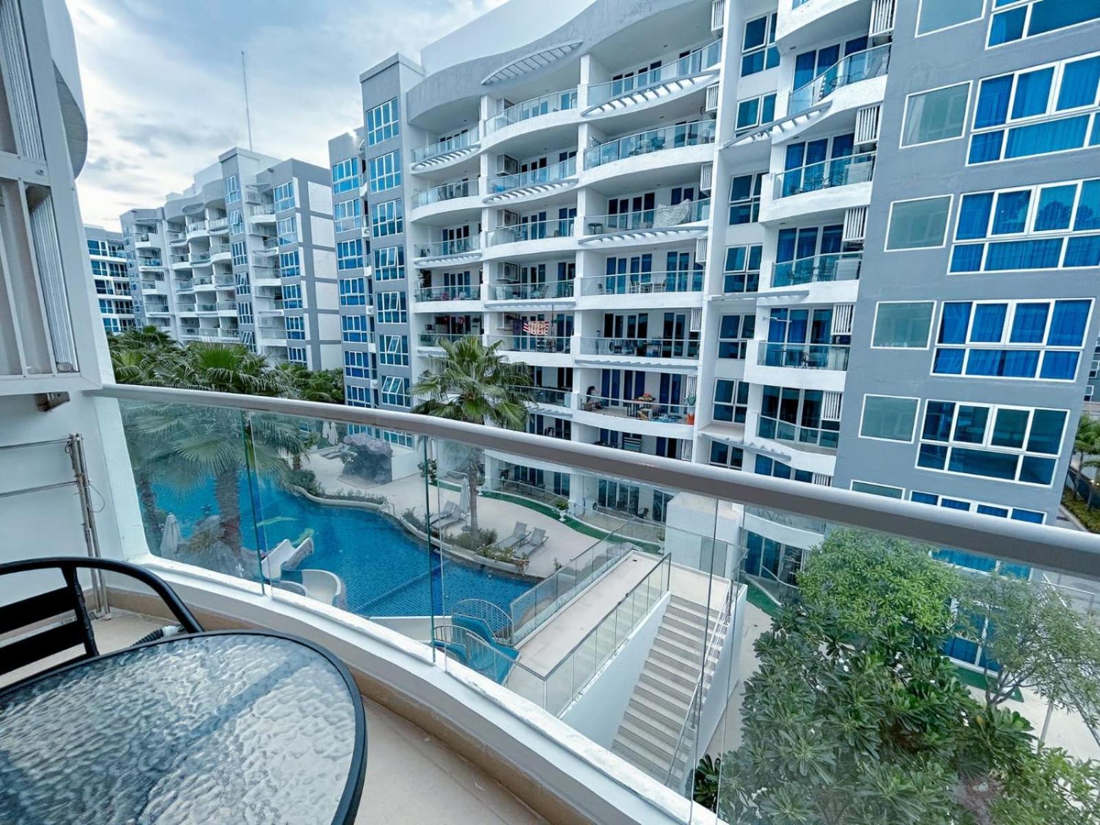 Grand Avenue Residence Condominium Pattaya Exterior foto